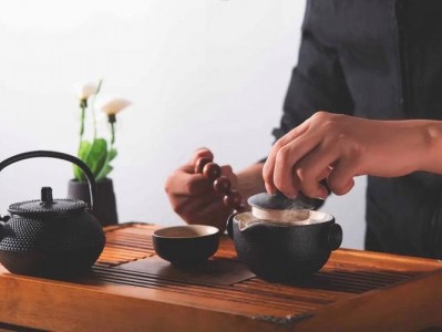 武汉品茶去哪里？小李亲身经历分享：环境优雅、服务周到的品茶好去处